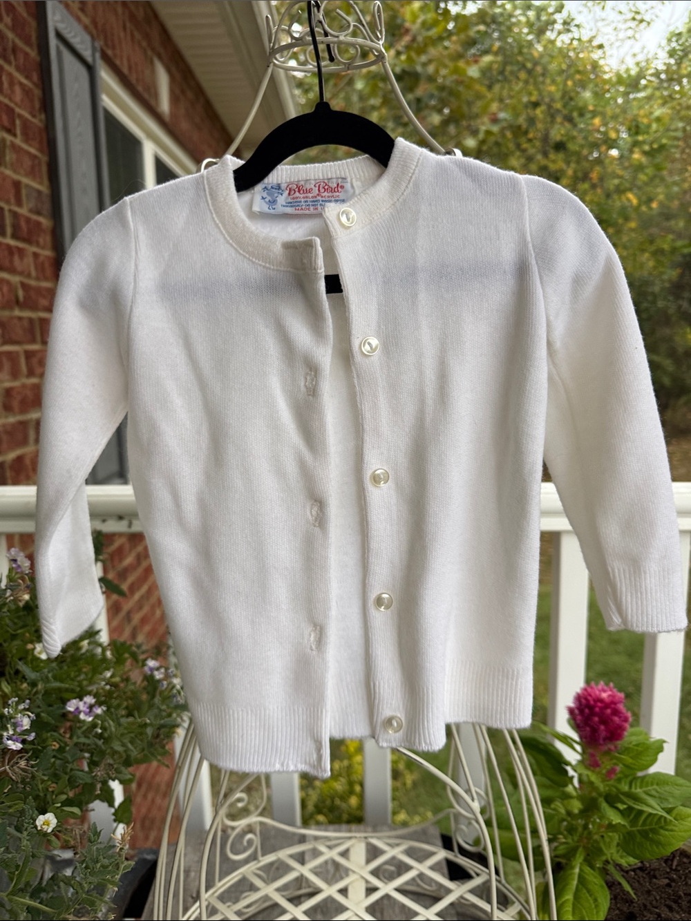 Vintage Blue Bird white girl's cardigan. Size S - see measurements below.